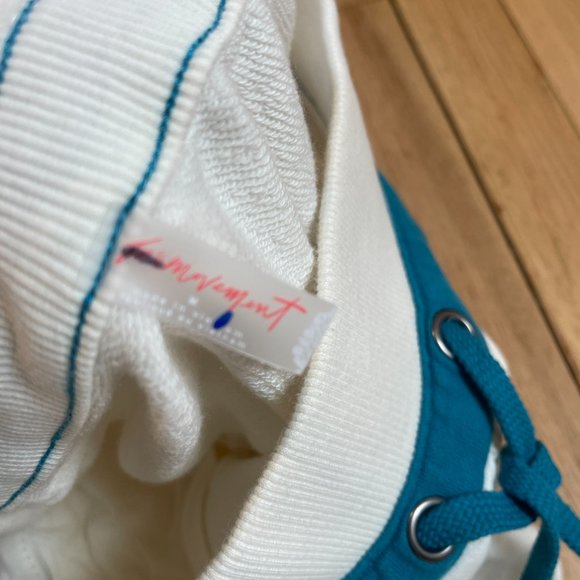 Free People  Movement Playoff Colorblock Wide Leg Cargo Pockets Ivory Size M - Picture 10 of 10